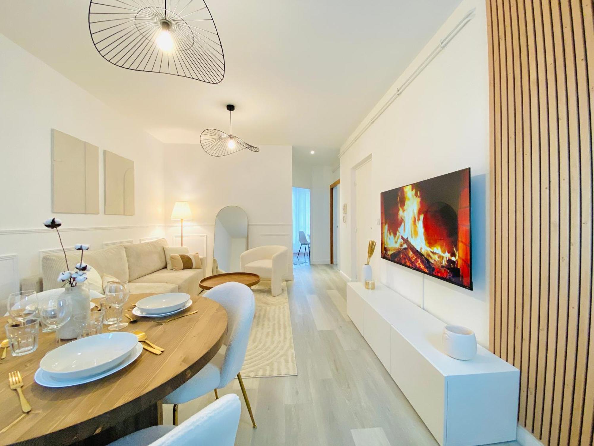 Le Subtil - Best Keys - Elegance & Confort - 2 Chambres Separees - Lit Queen Size - Smart Tv Netflix - Entre Gare & Centre Ville - A 1H De Paris - Wifi Fibre - Check-In Autonome Санс Экстерьер фото